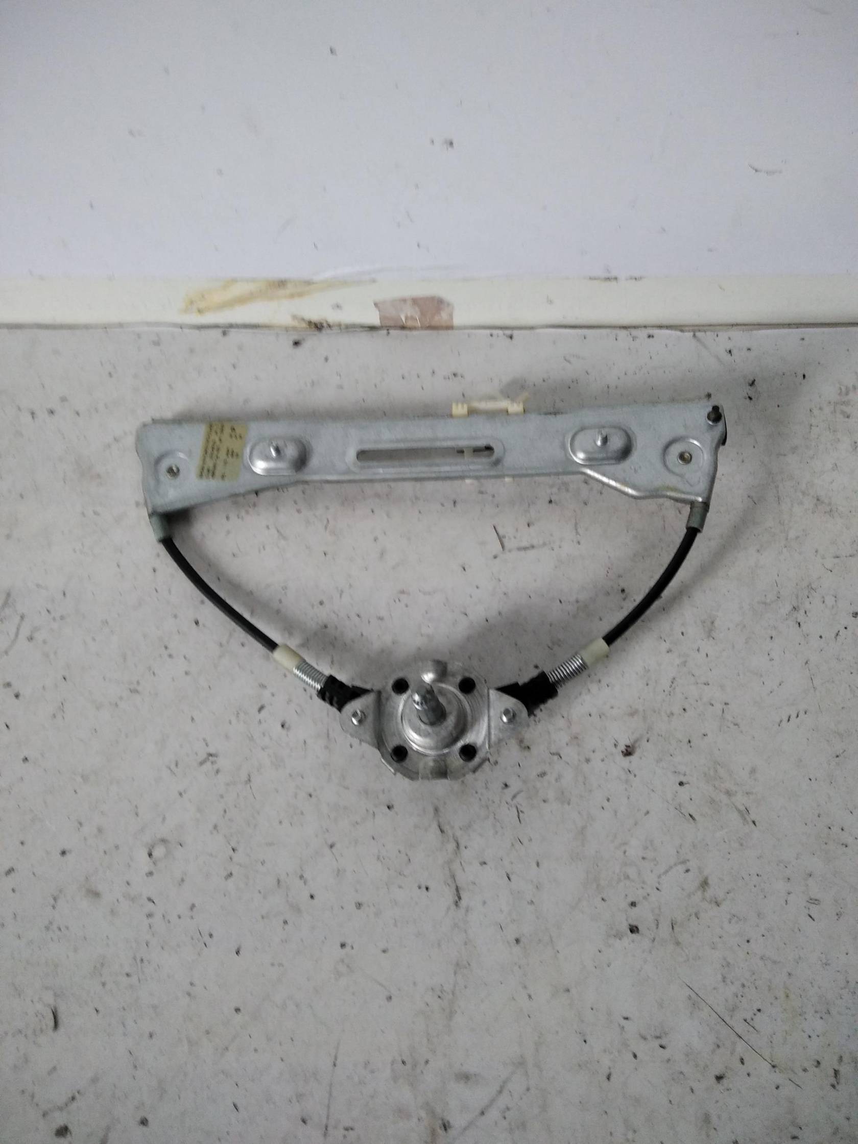 Alzacristallo porta post. dx.